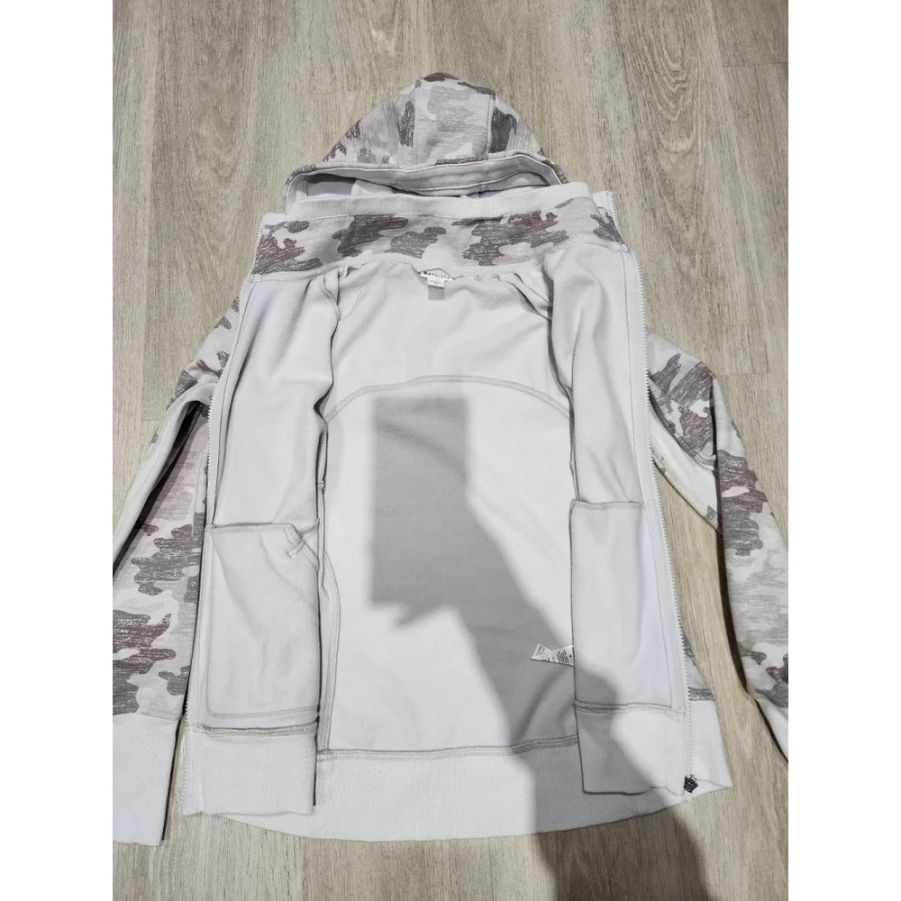 ATHLETA Camo Full Zip Hoodie Athletic Top Thumbholes Size M Gray White Used - Picture 9 of 10